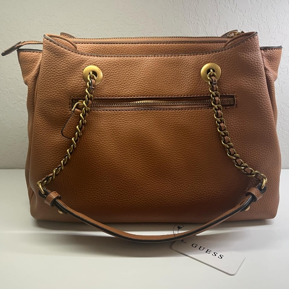 Gues Purse - Picture 2 of 5